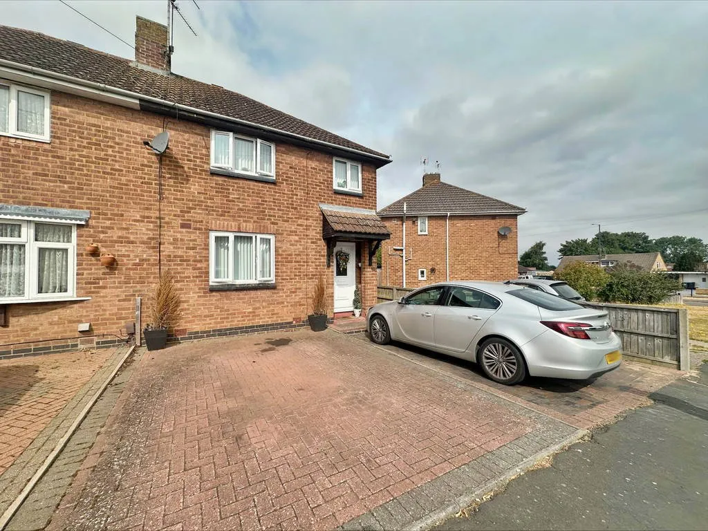 3 bed house for sale — Bucknill Crescent, Hillmorton, Rugby, CV21 4HE