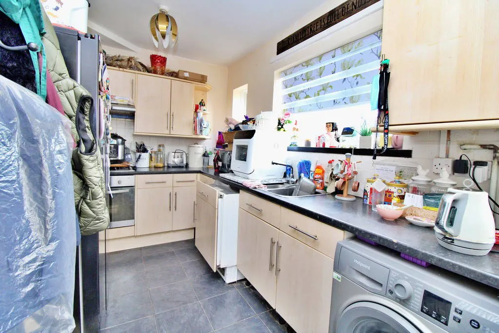 Bucknill Crescent, Hillmorton, Rugby, CV21 4HE, photo 4