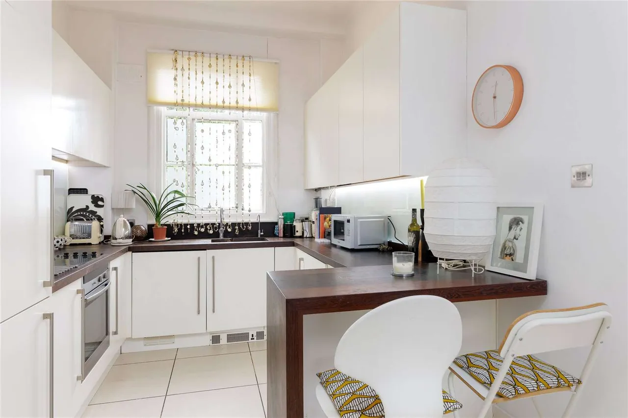 Lansdowne Road, Wimbledon, London, SW20 8AP, photo 5