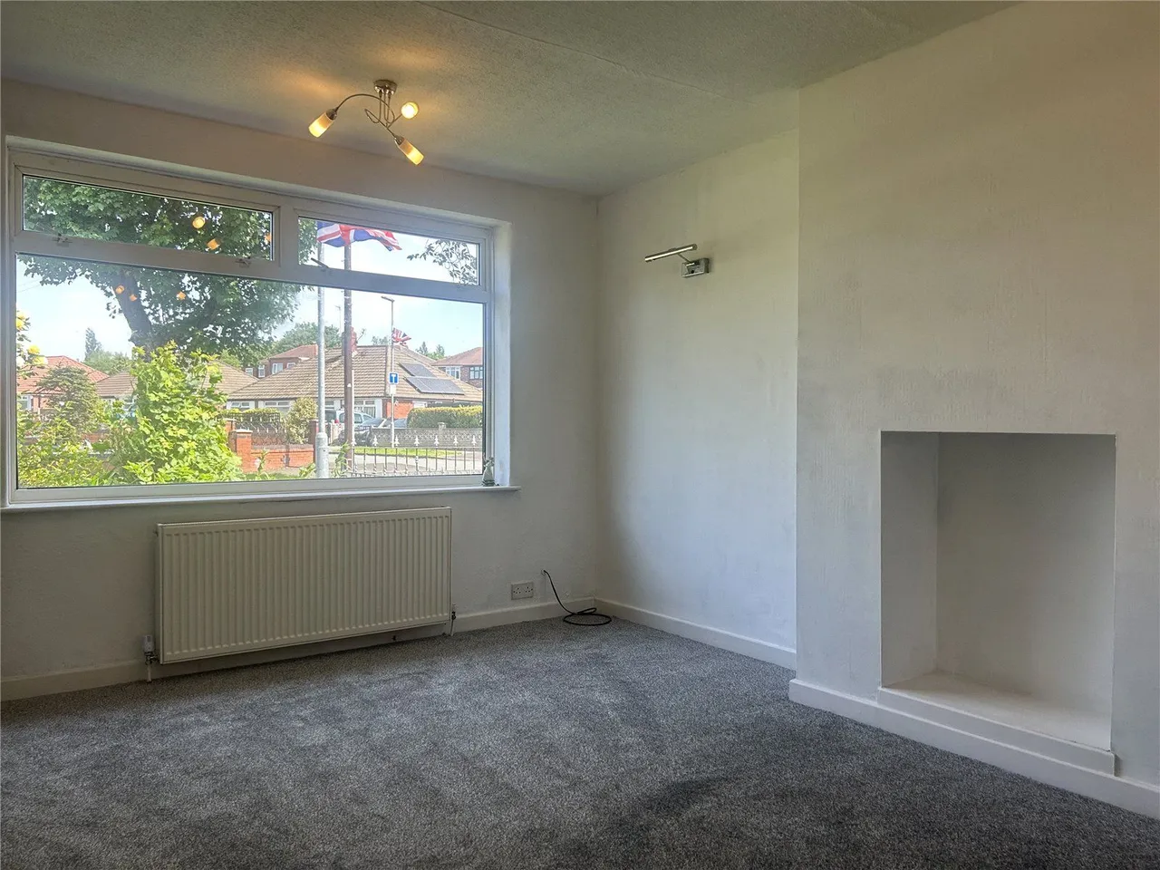 Montgomery Street, Oldham, OL8, photo 2