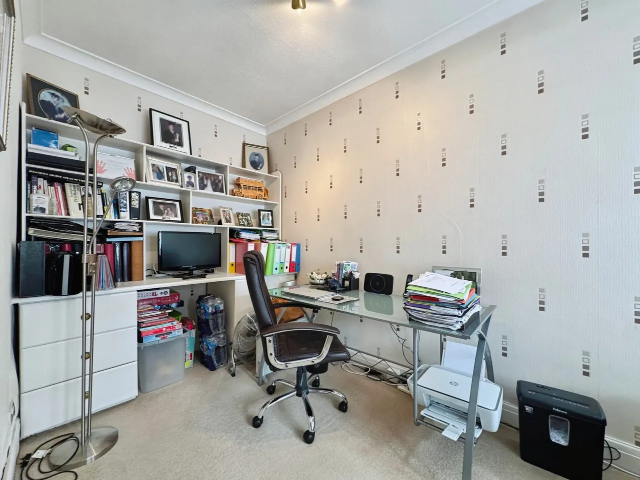 Savoy Close, Edgware, HA8, photo 8