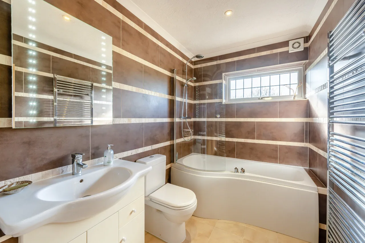 Tudor Close, Chichester, PO19, photo 10