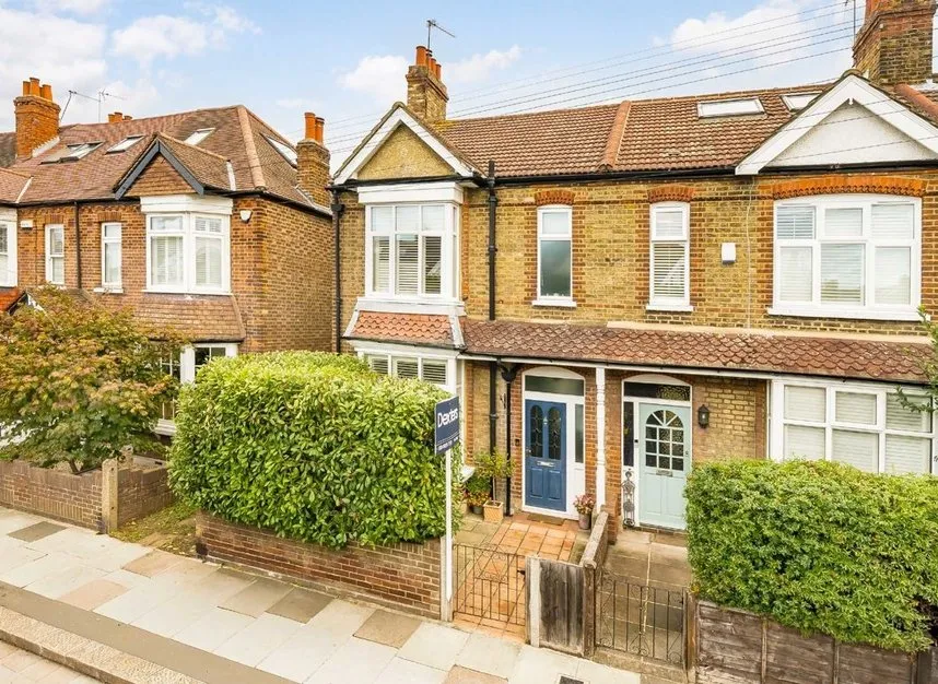 3 bed house for sale, Percy Road, Hampton, TW12