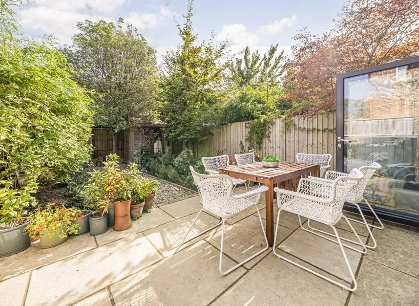Percy Road, Hampton, TW12, photo 8