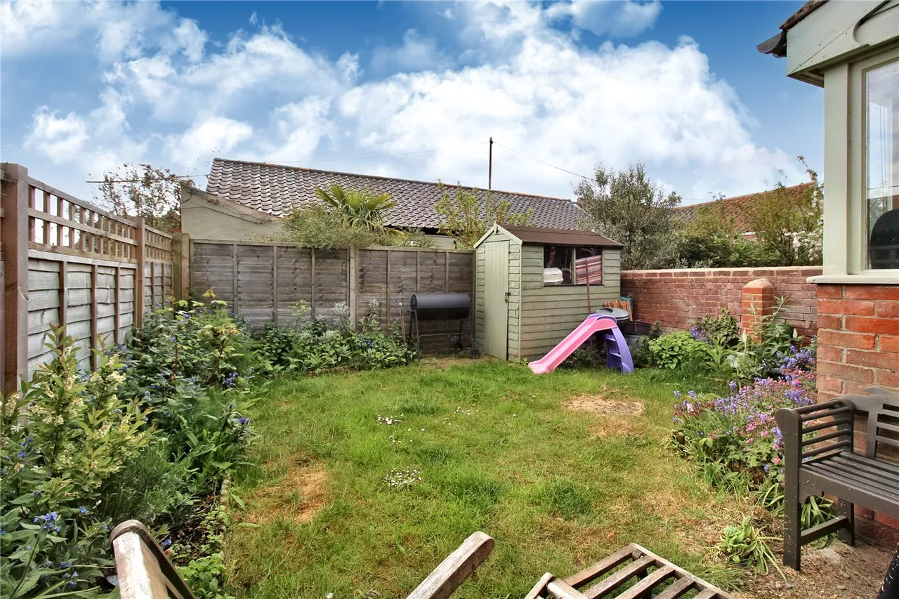 Hurn Crag Road, Reydon, Southwold, Suffolk, IP18, photo 6