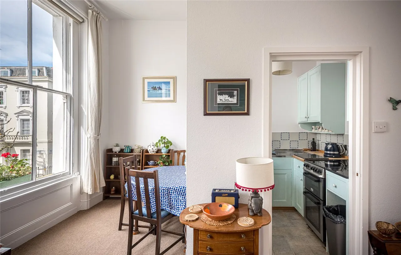 Winchester Street, London, SW1V, photo 5