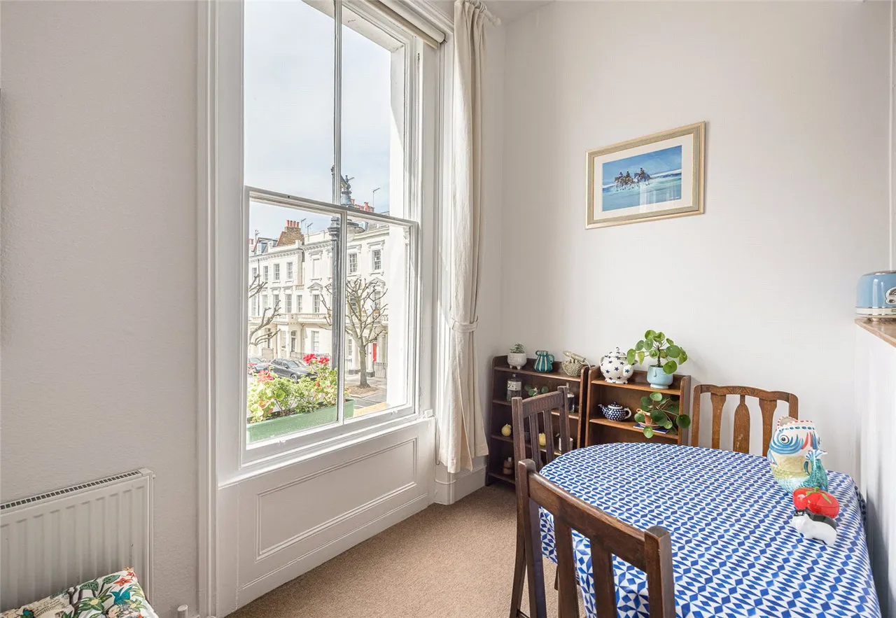 Winchester Street, London, SW1V, photo 6