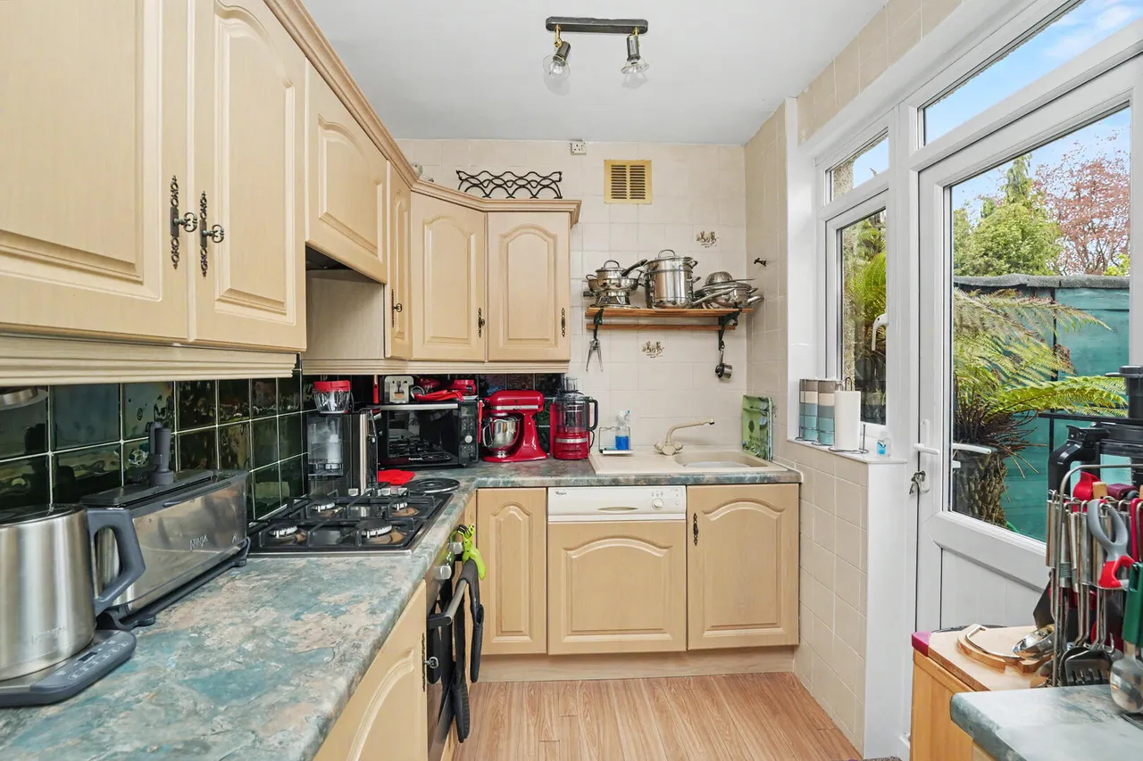 Chailey Avenue, Enfield, EN1, photo 9