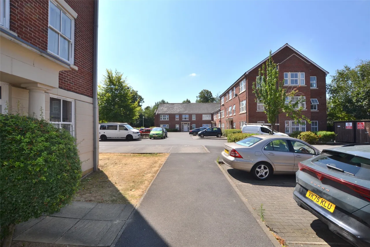 The Courtyard, London Road, GL1 3PS, photo 6
