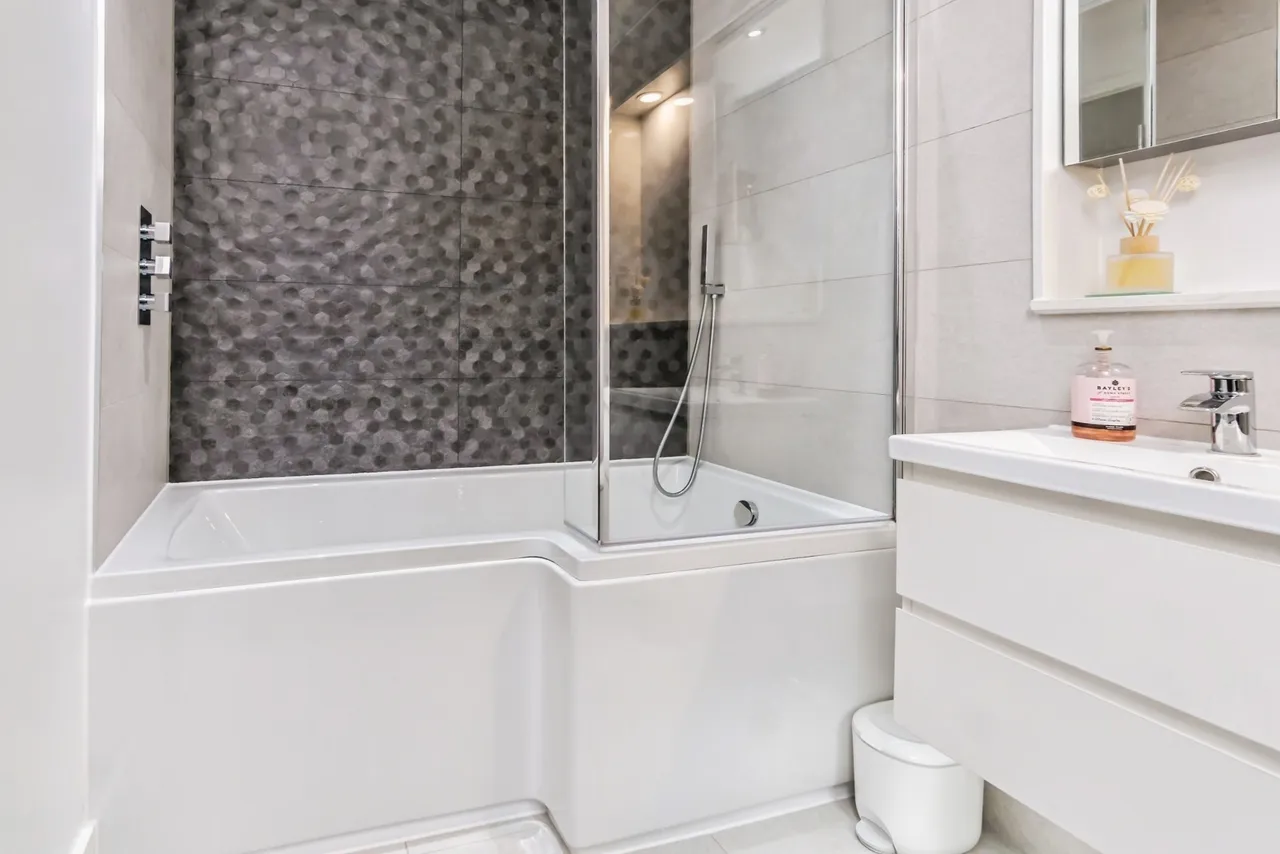 Lynne Close, South Croydon, CR2, photo 8