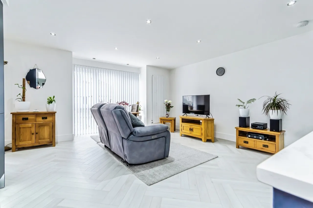 Lynne Close, South Croydon, CR2, photo 4