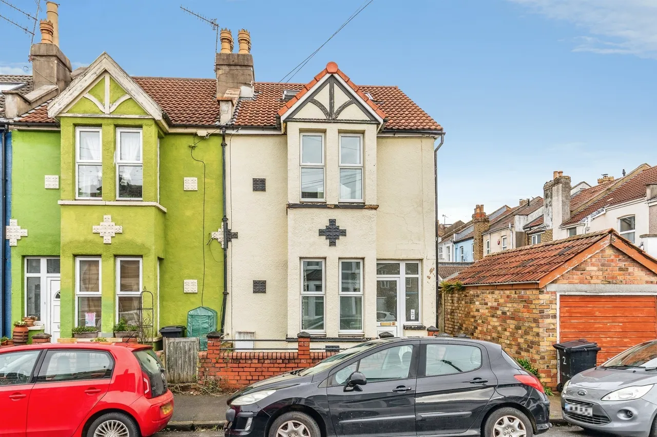 3 bed house for sale — Dunford Road, Bristol