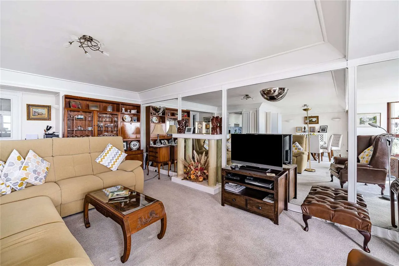 Cliff Road, Falmouth, Cornwall, TR11 4PD, photo 6
