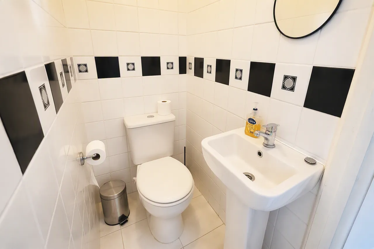 Sheepcote Close, Hounslow, TW5, photo 6