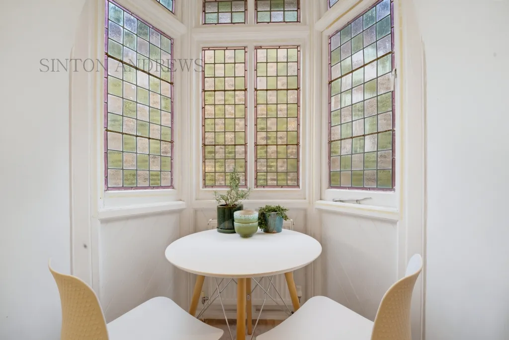 Tring Avenue, Ealing, photo 9