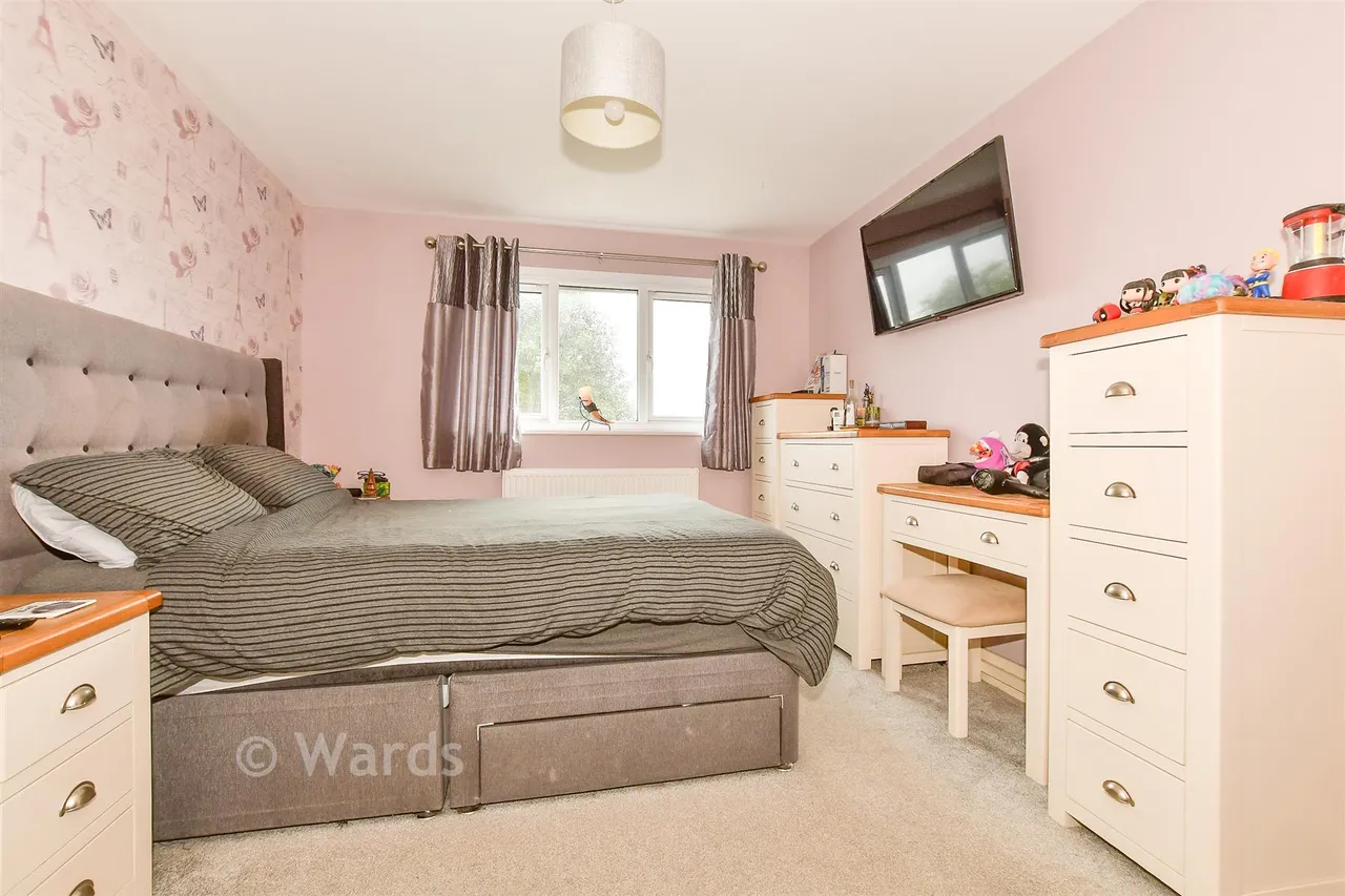Archers Court Road, Whitfield, CT16, photo 6