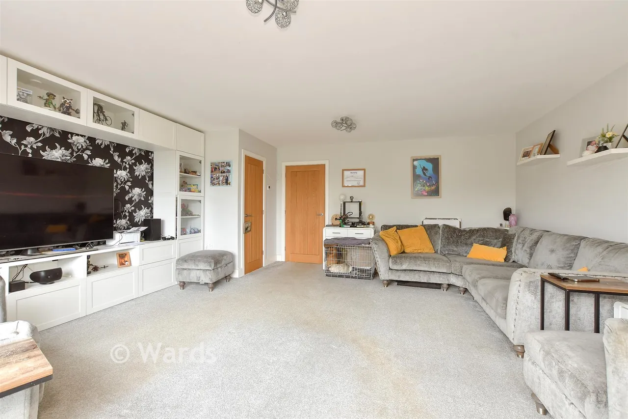 Archers Court Road, Whitfield, CT16, photo 14
