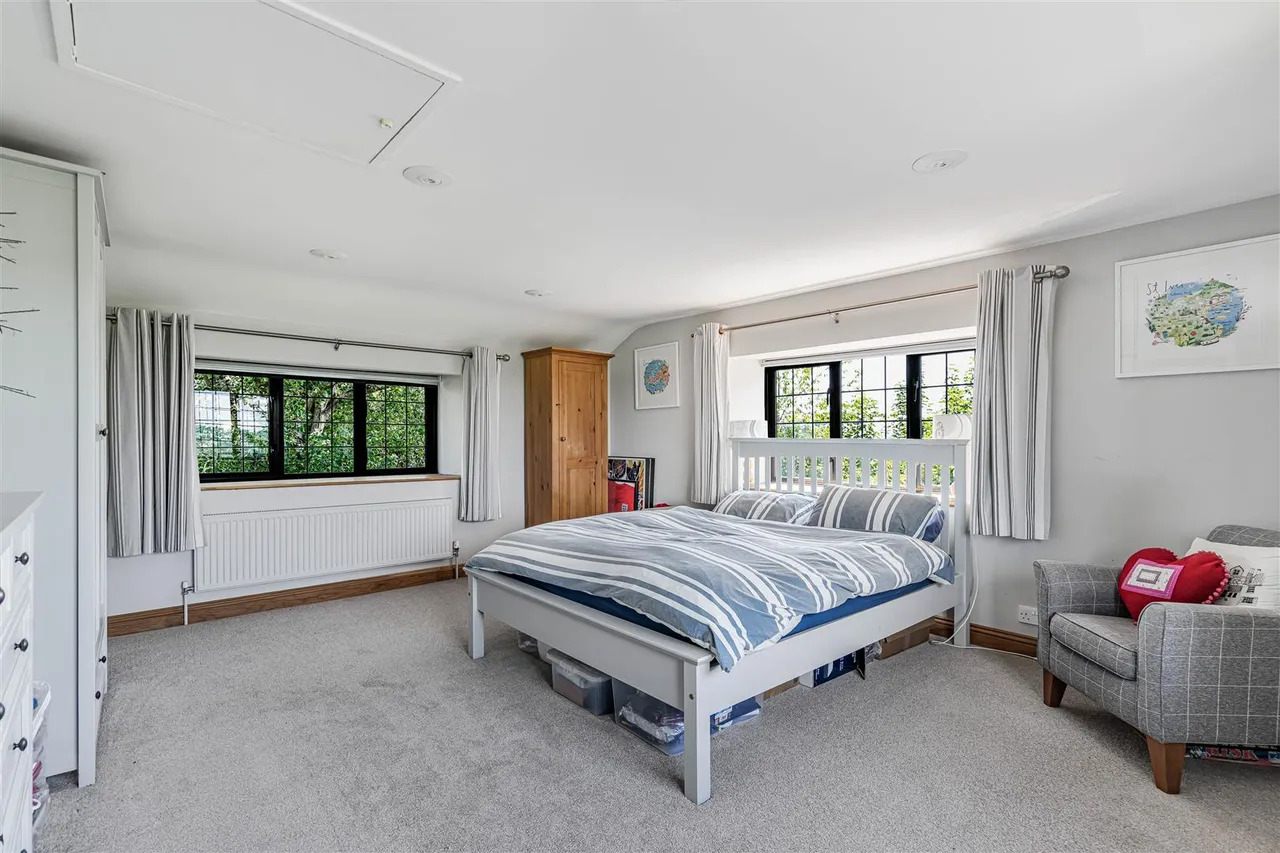 Kirtlington Road, Upper Heyford, photo 16