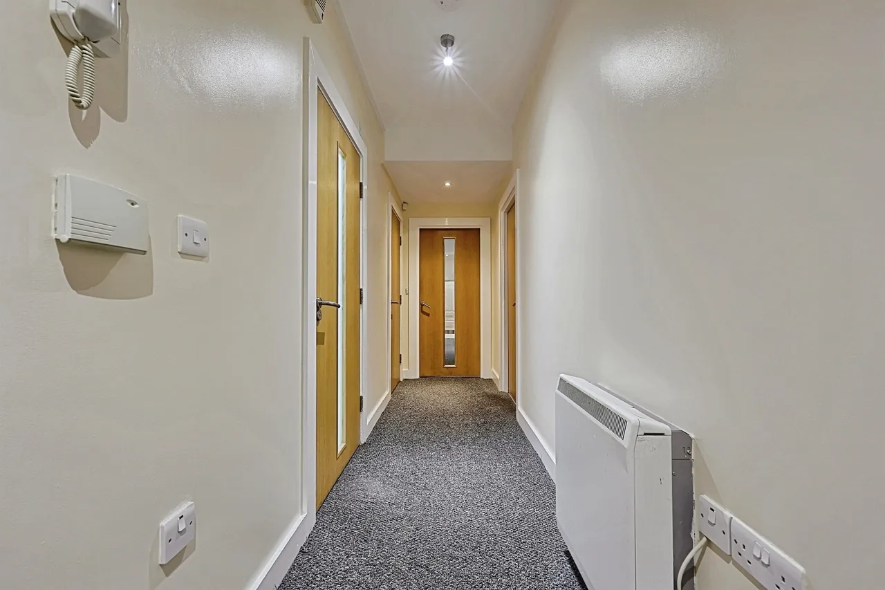 Meltham Road, Honley, Holmfirth, photo 5