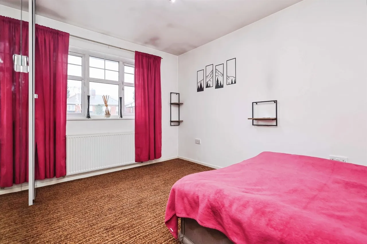 Oldbury Road, Rowley Regis, B65, photo 14