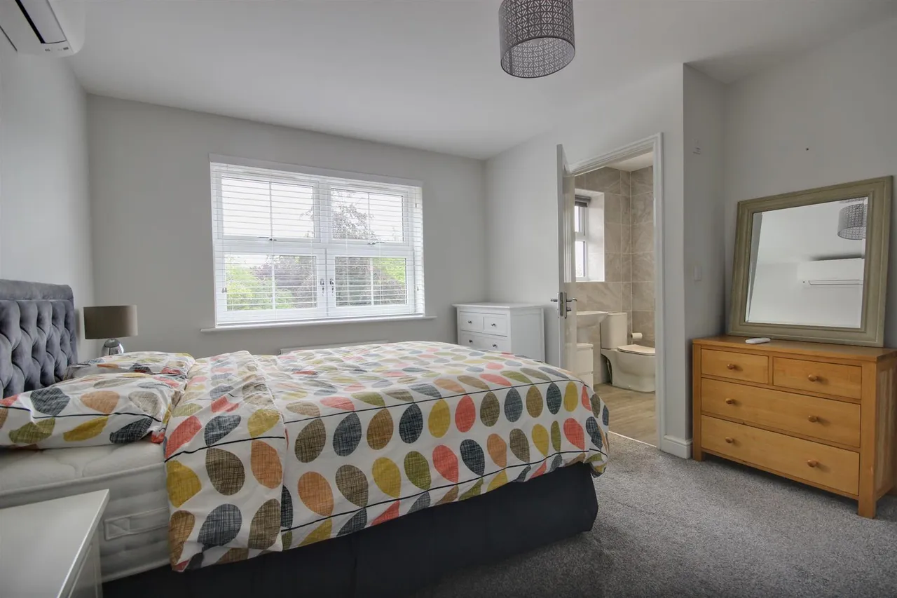 Bishop Burton Road, Cherry Burton, Beverley, photo 5