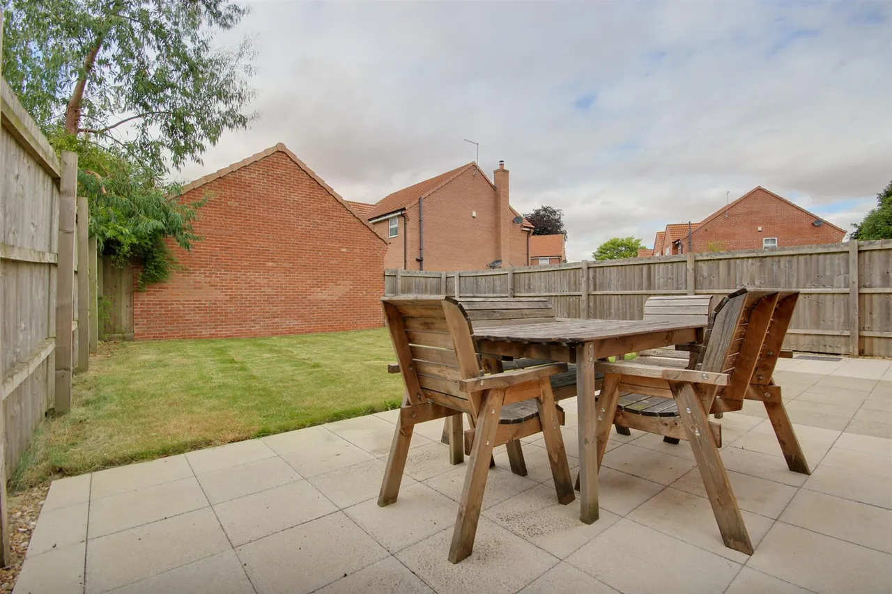 Bishop Burton Road, Cherry Burton, Beverley, photo 10
