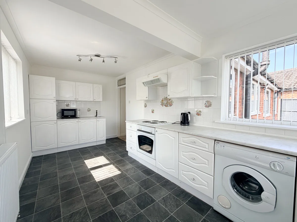 Stoke-on-trent, ST7, photo 17