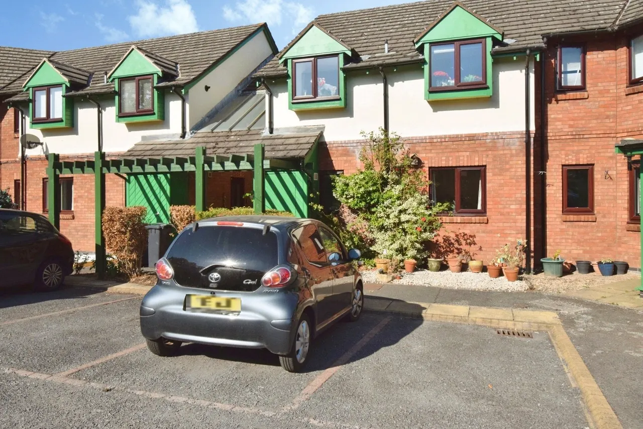 St. James Court, Birstall, LE4, photo 14
