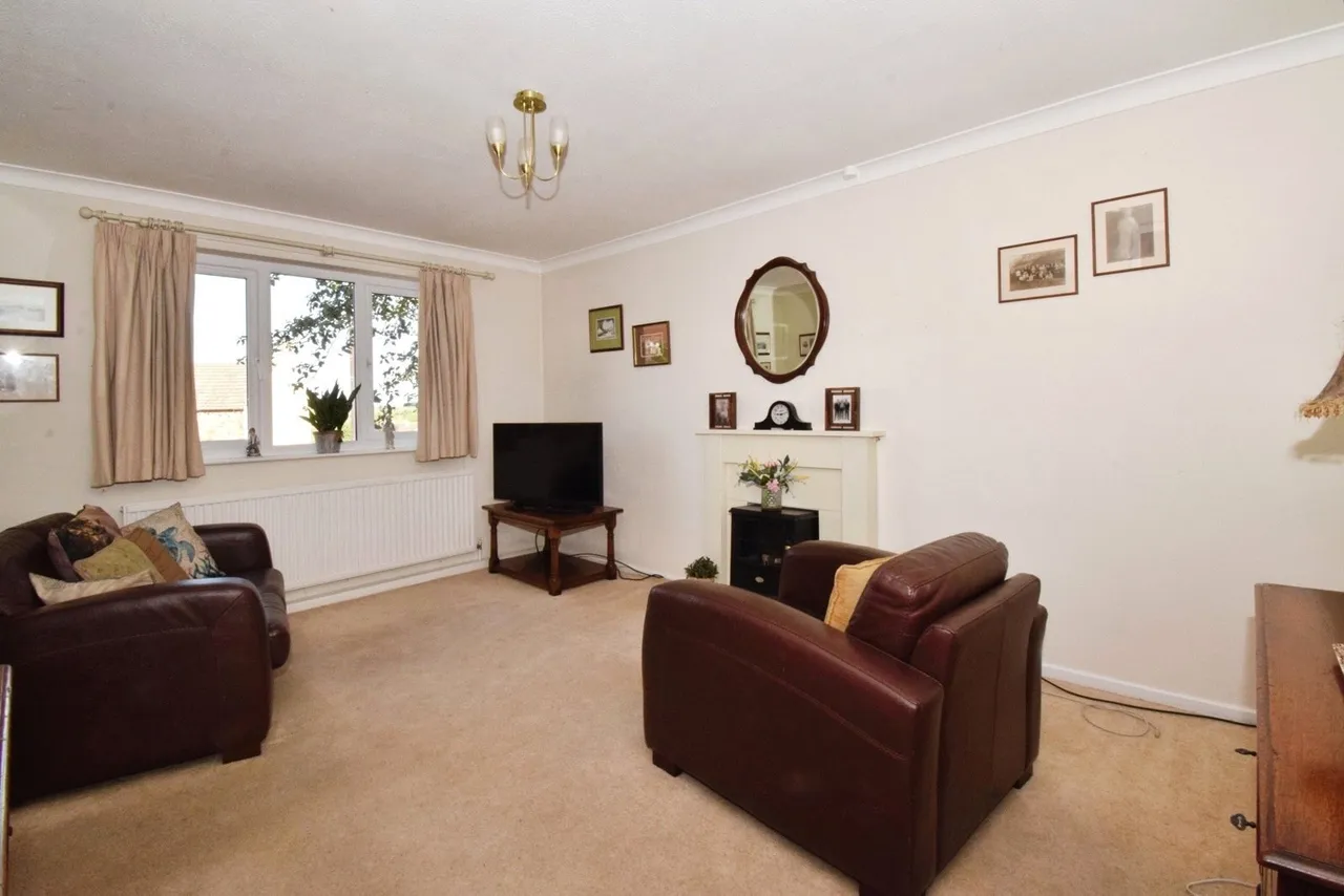 St. James Court, Birstall, LE4, photo 4