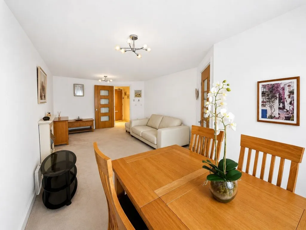 Little Common Road, Bexhill on Sea, photo 11