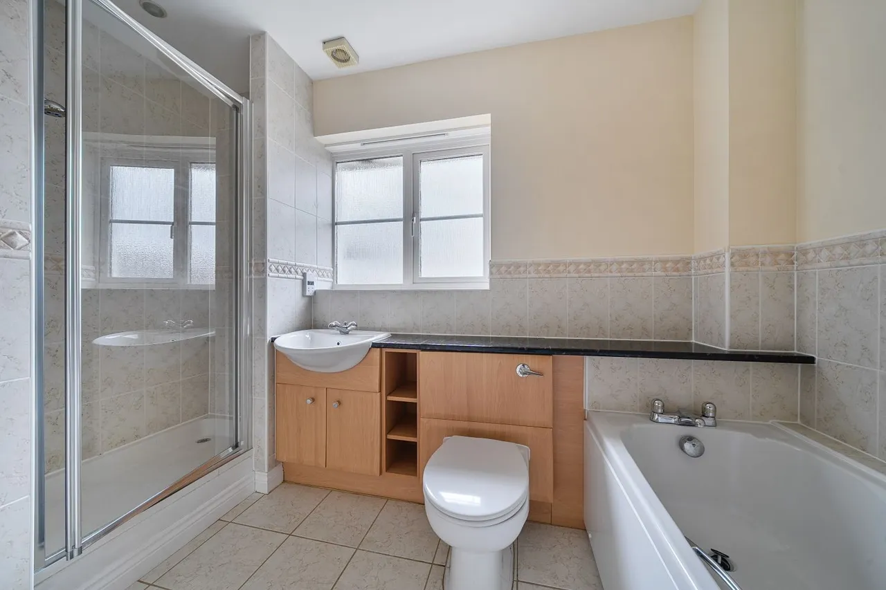 Woodford Gardens, Barnstaple, EX32, photo 16