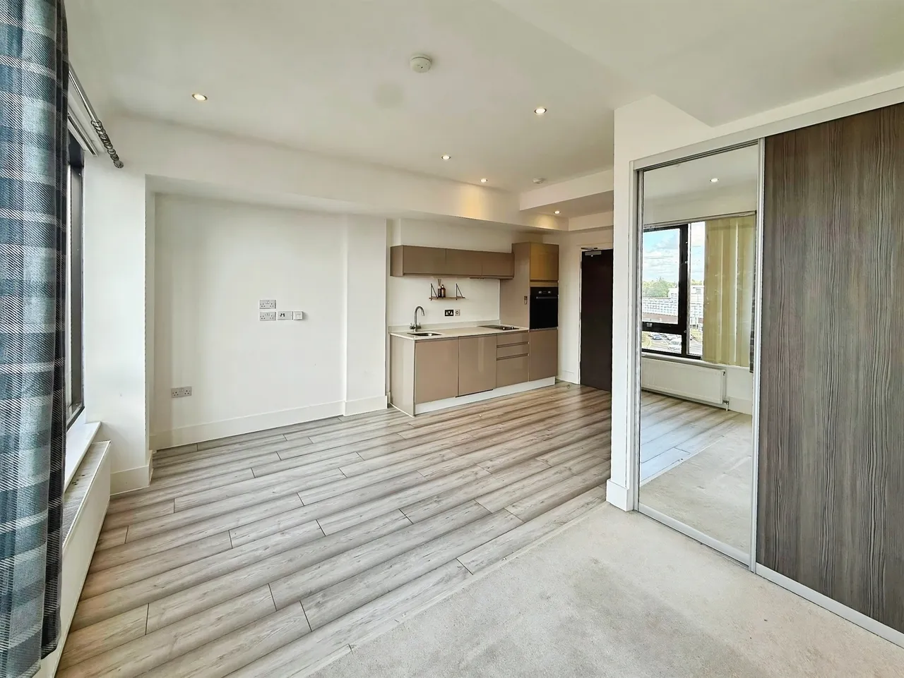 Clarendon Road, Watford, WD17, photo 9