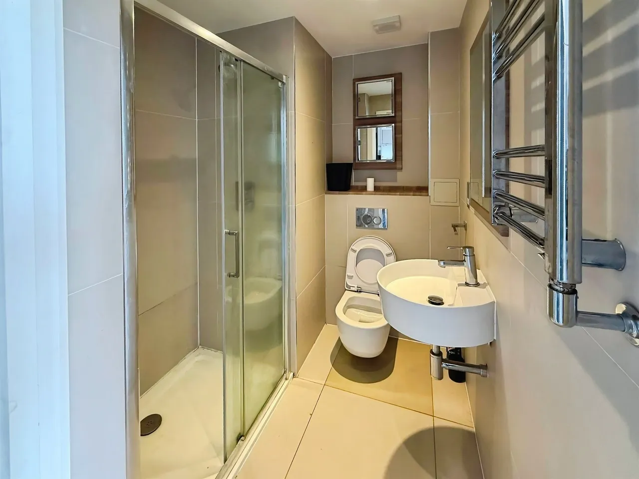 Clarendon Road, Watford, WD17, photo 11