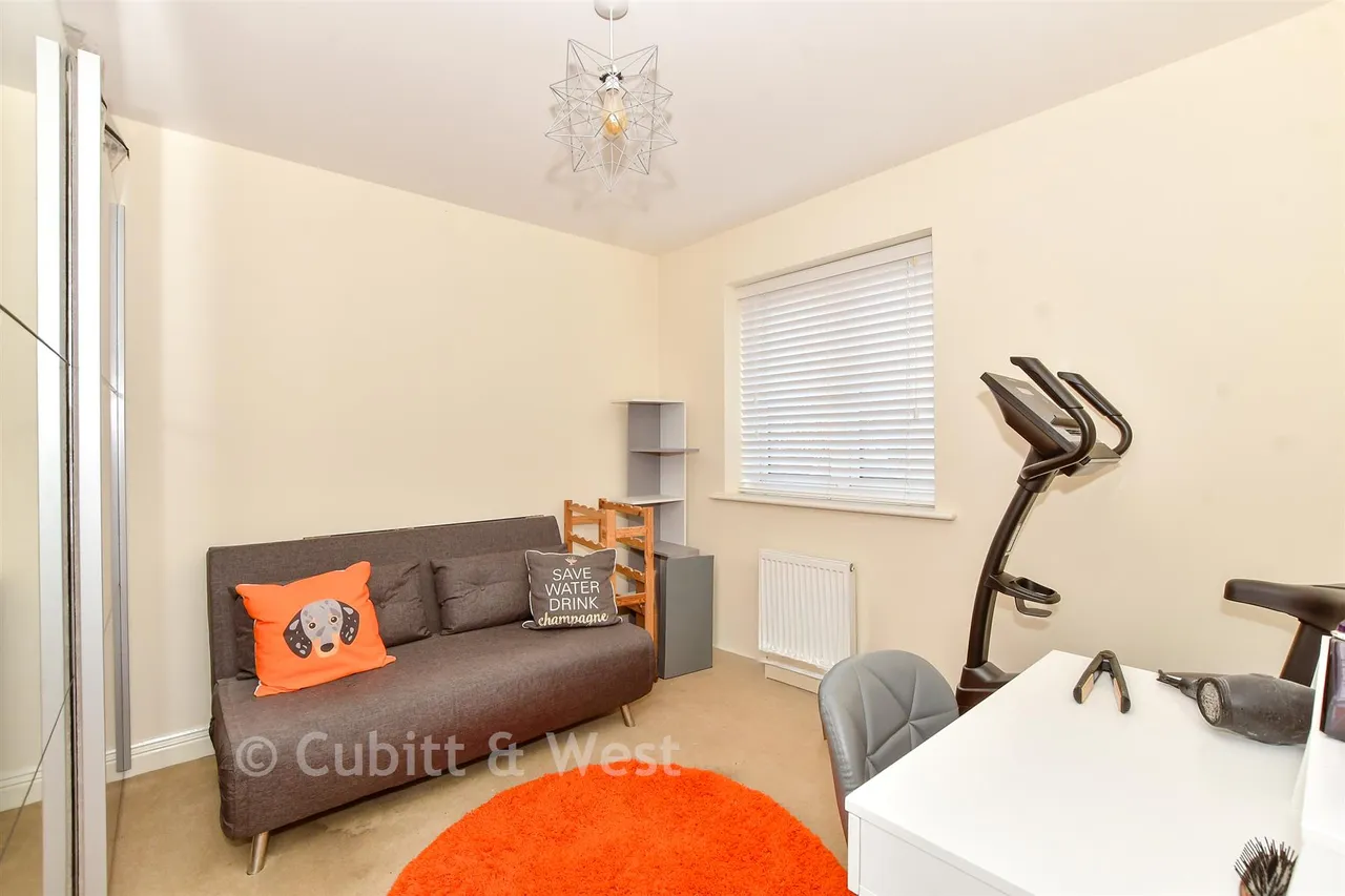 Longcroft Way, Havant, PO9, photo 10