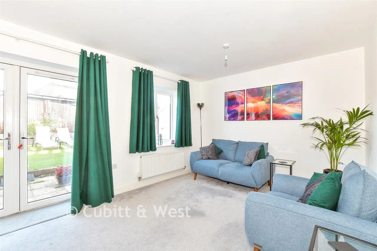 Longcroft Way, Havant, PO9, photo 3