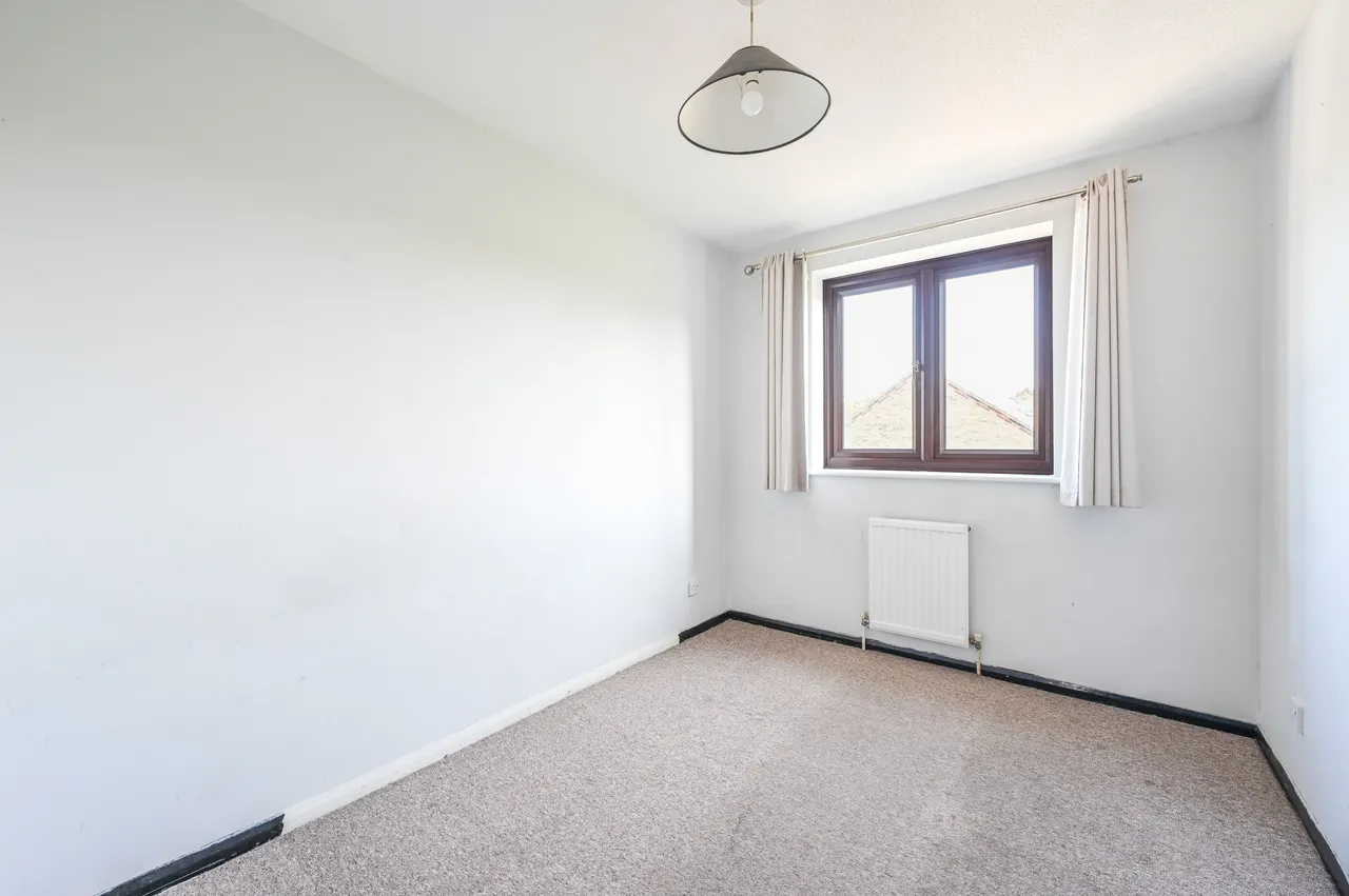 72 Nightingale Way, London, photo 8