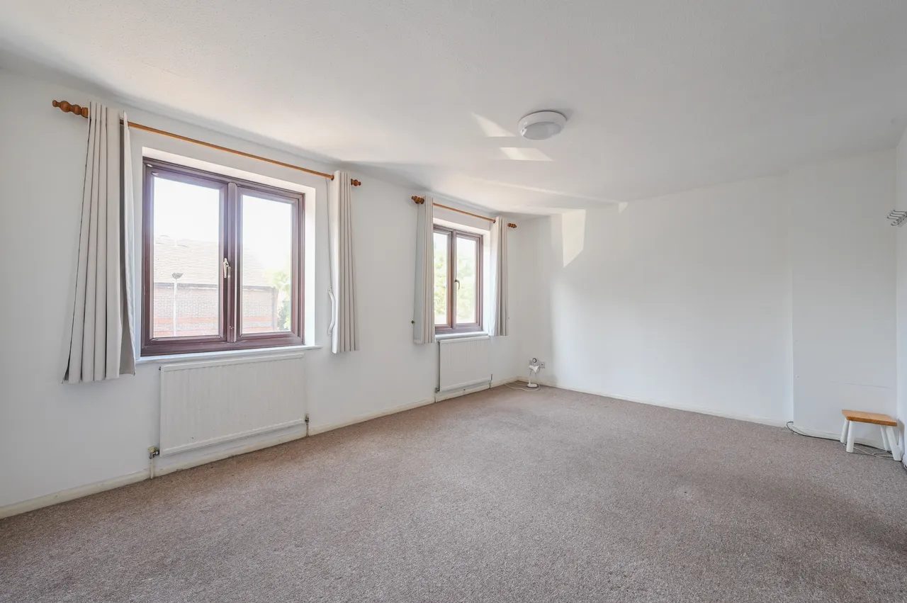 72 Nightingale Way, London, photo 5