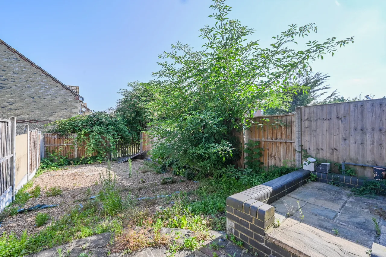 72 Nightingale Way, London, photo 6