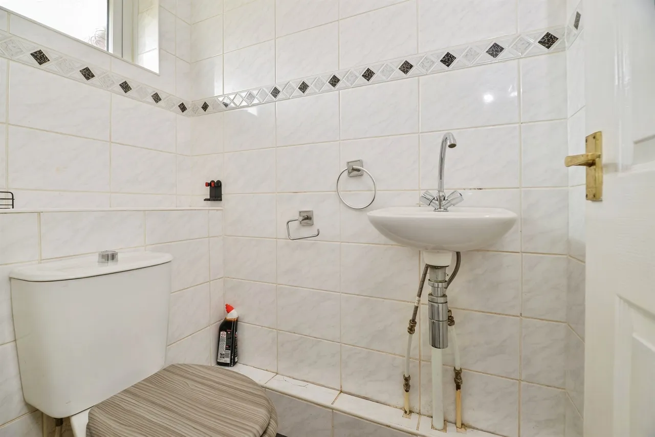 Midville Walk, Middlesbrough, TS3, photo 12