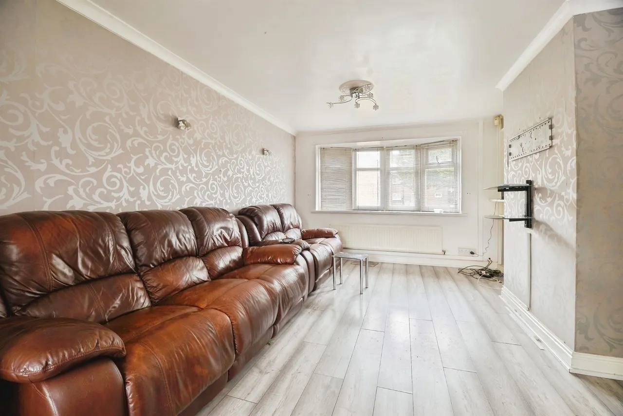 Midville Walk, Middlesbrough, TS3, photo 3