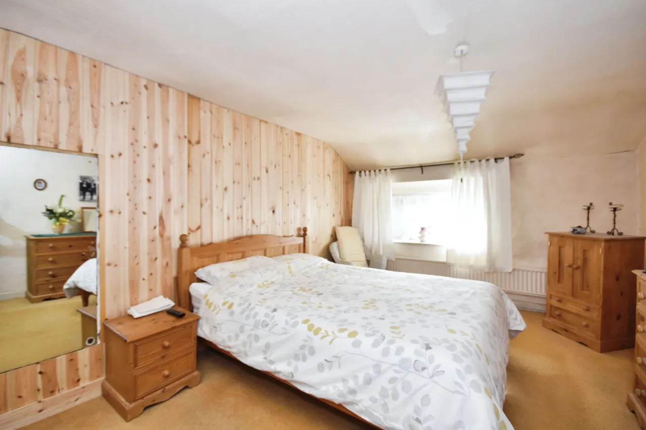 Buxton Road, High Lane, Stockport, SK6, photo 7