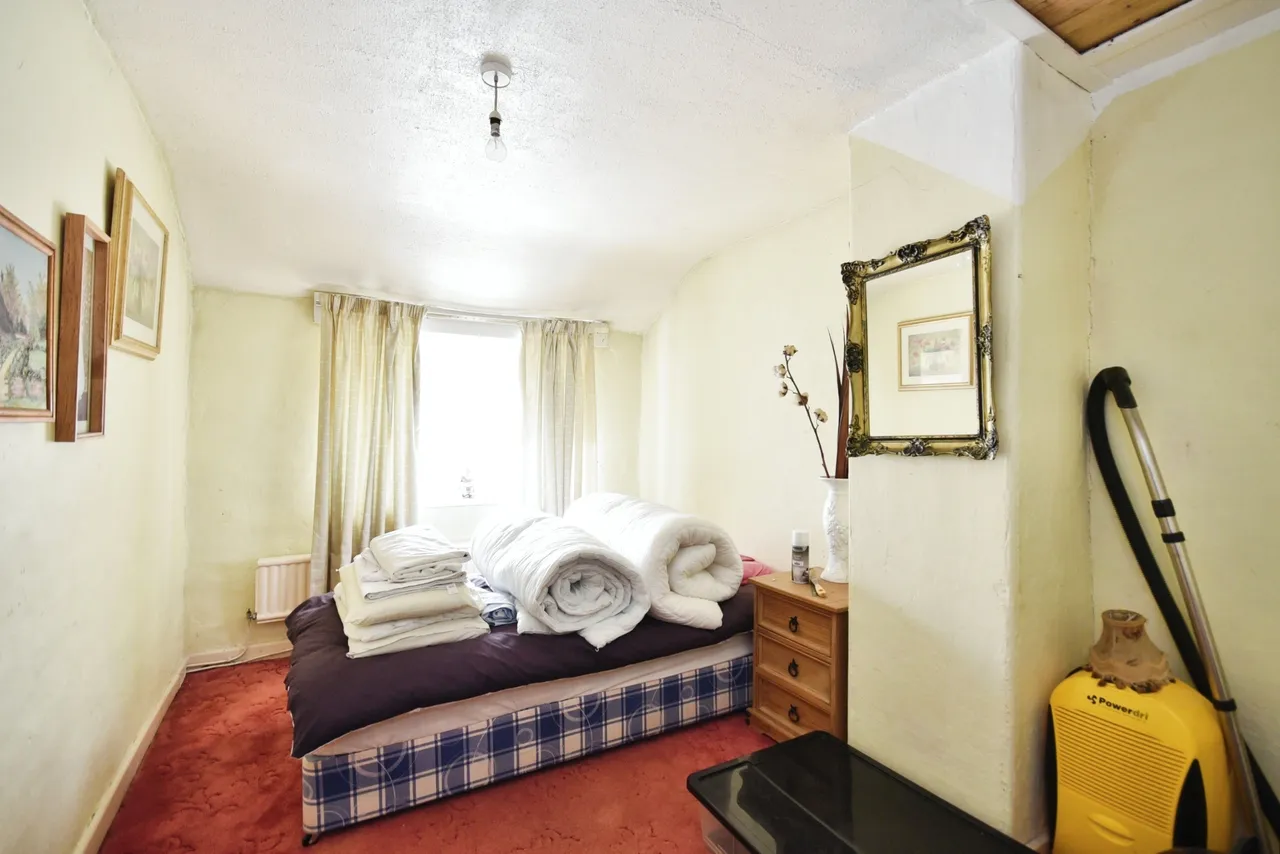 Buxton Road, High Lane, Stockport, SK6, photo 10