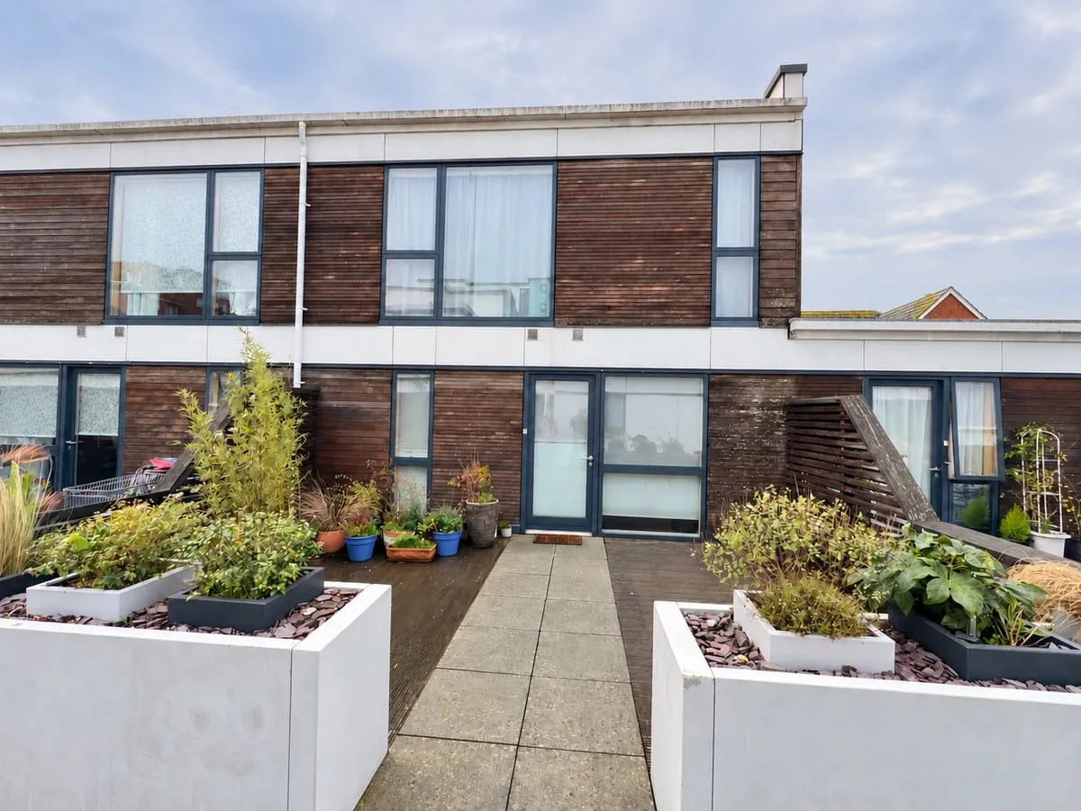 Pitwines Close, Poole, BH15, photo 13