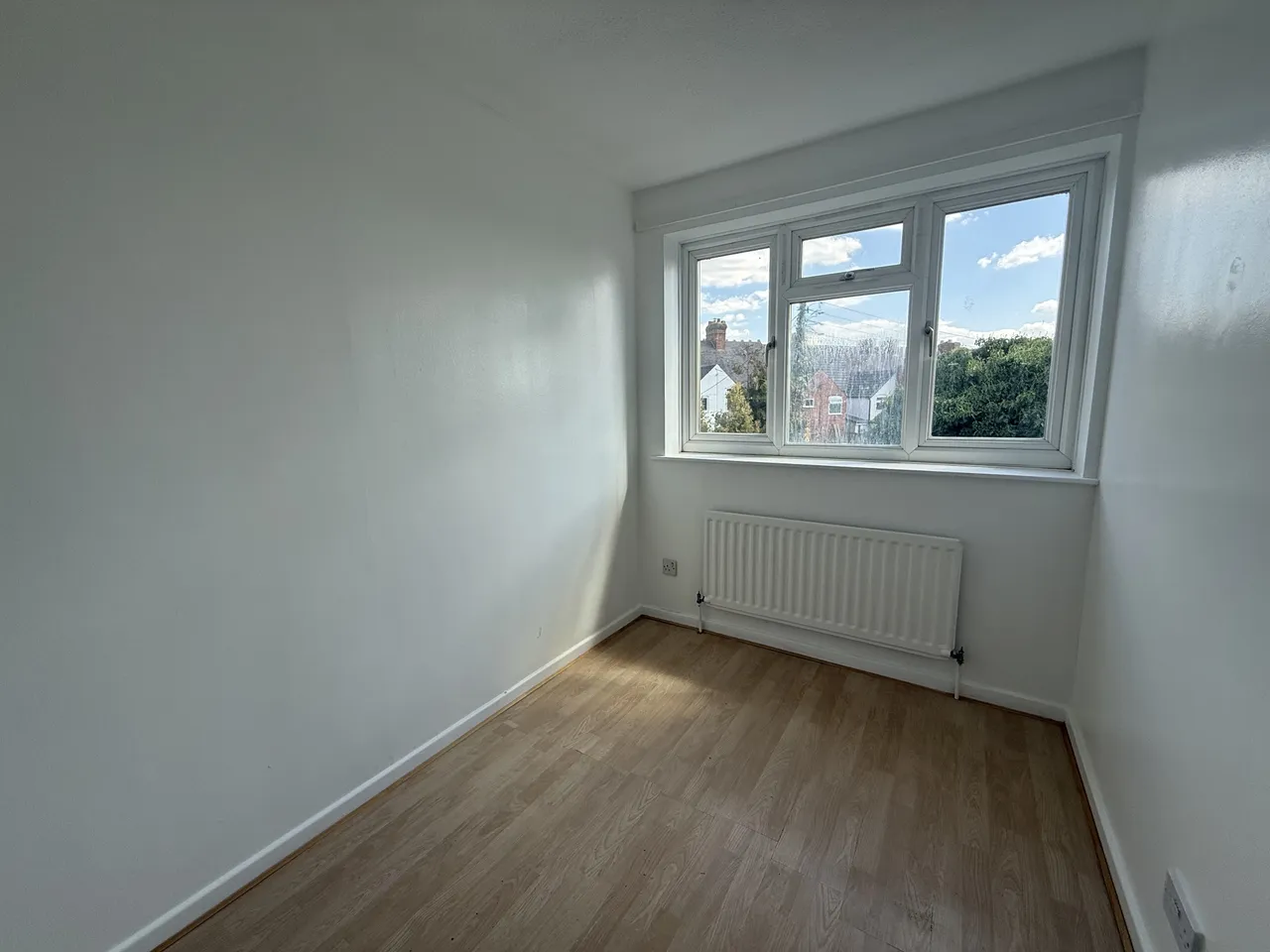 Browns Lane, Dordon, photo 16
