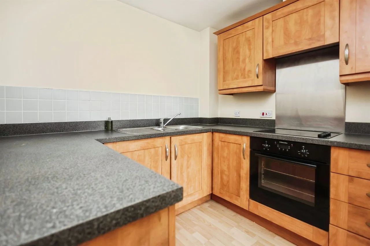 Ashwood Close, Oldbury, B69, photo 3
