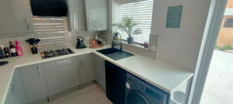 Newquay Drive, Wrexham, LL13, photo 8
