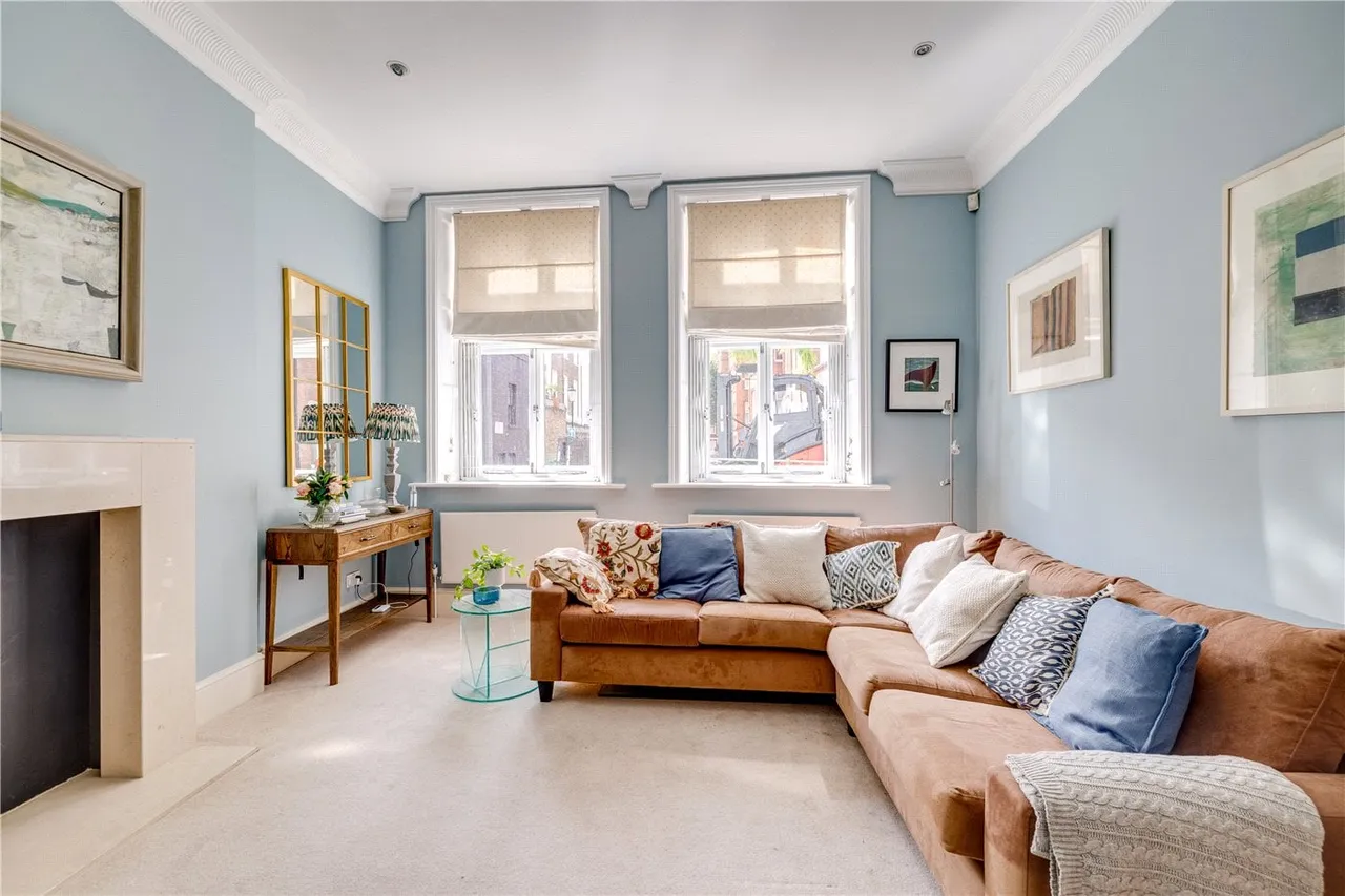 Blacklands Terrace, London, SW3, photo 2