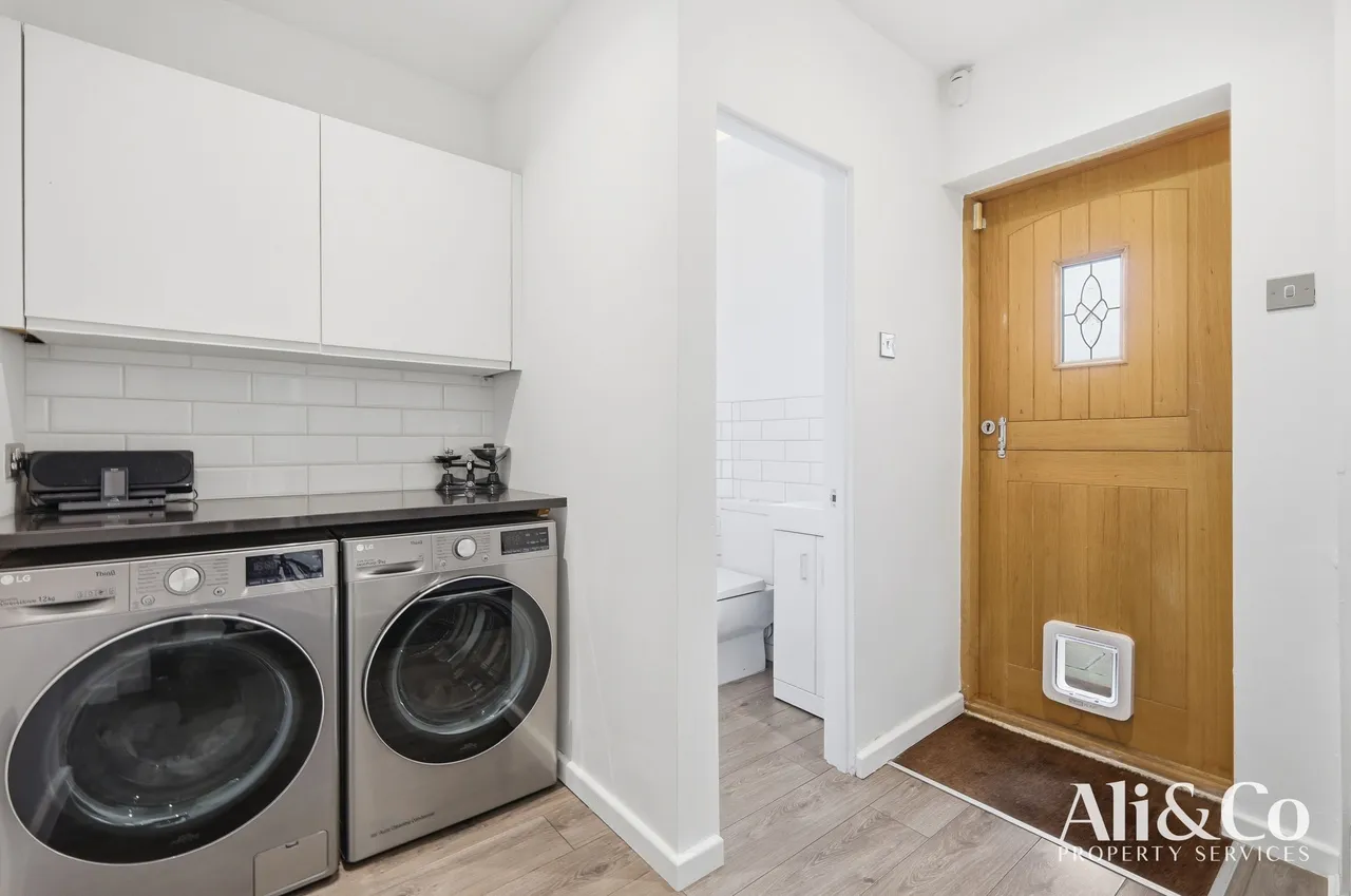 College Avenue, Grays, Essex, RM17 5UH, photo 11