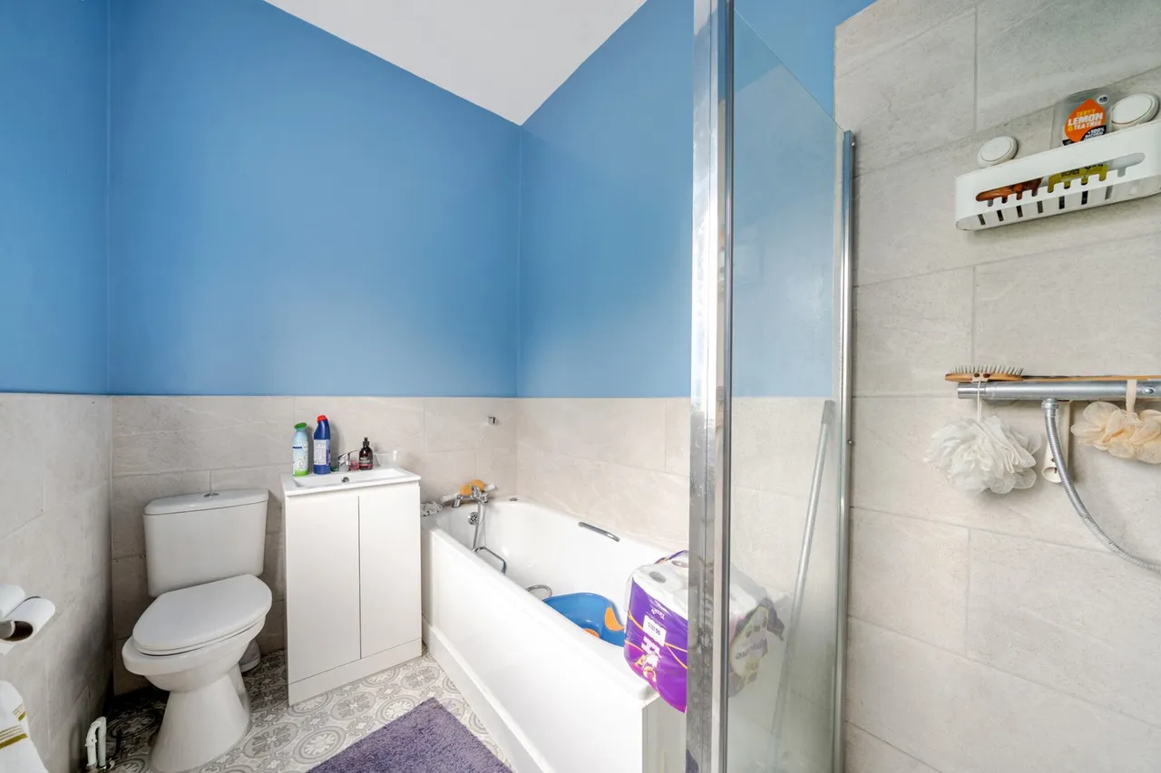 Wellmeadow Road, SE6, photo 12