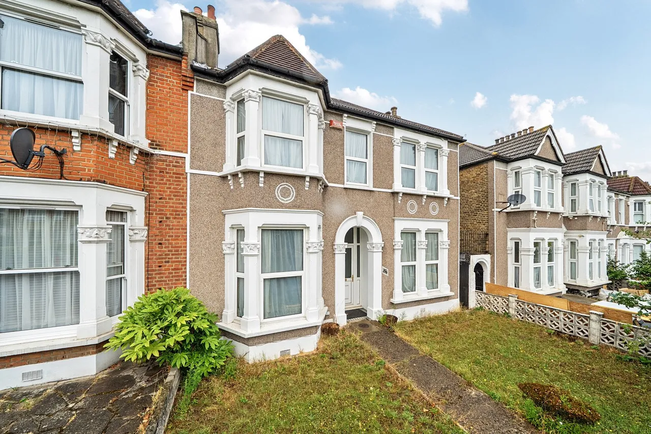 Wellmeadow Road, SE6, photo 13